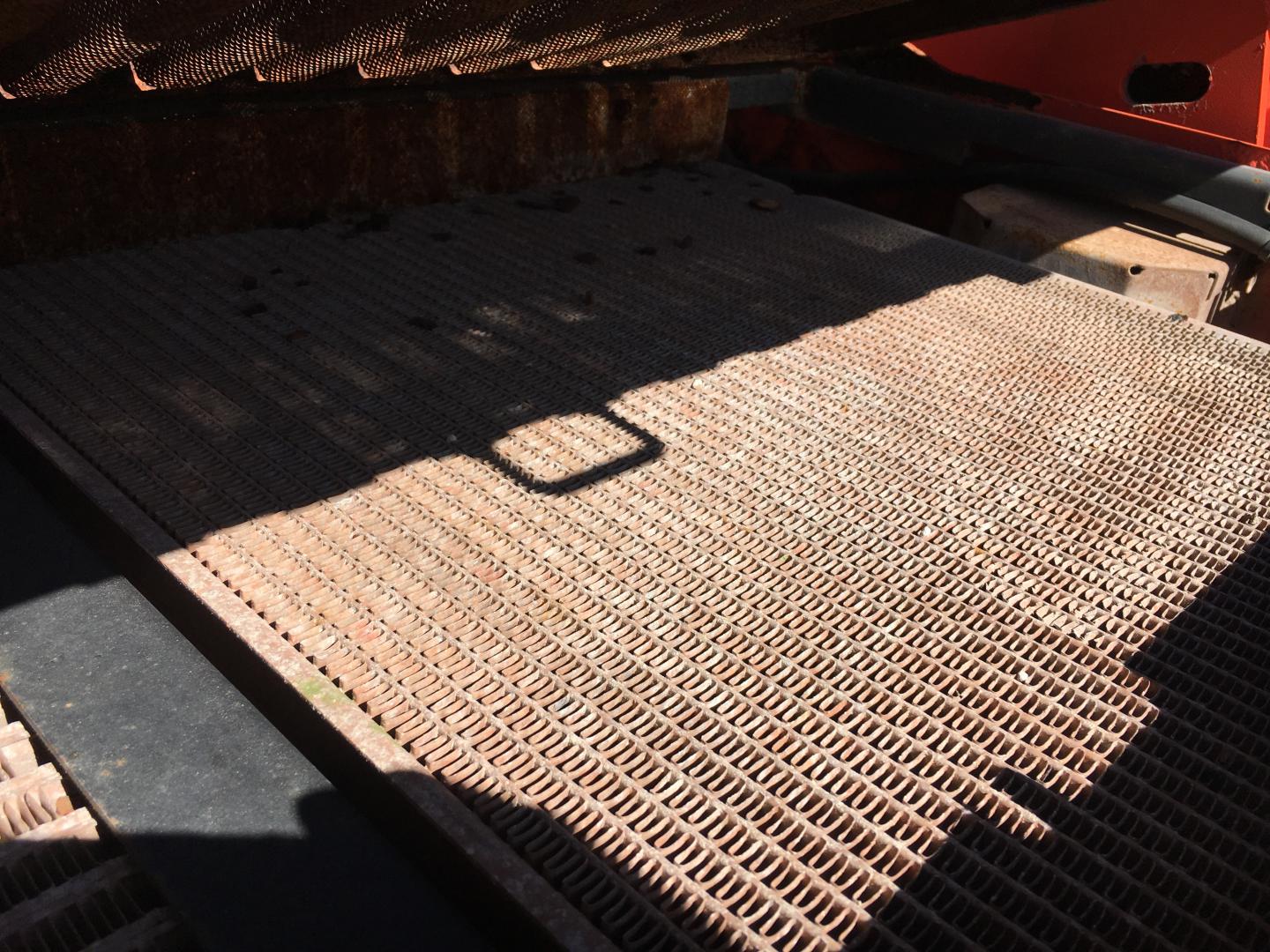 ./imagenes/INVOICE/2019/16708/MINICARGADOR KUBOTA SSV65 PARA PARTES (14).JPG